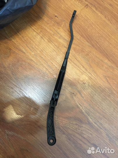 Поводок стеклоочистителя (дворник) матиз