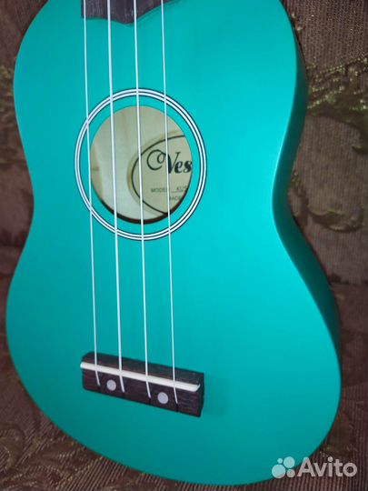 Укулеле Veston