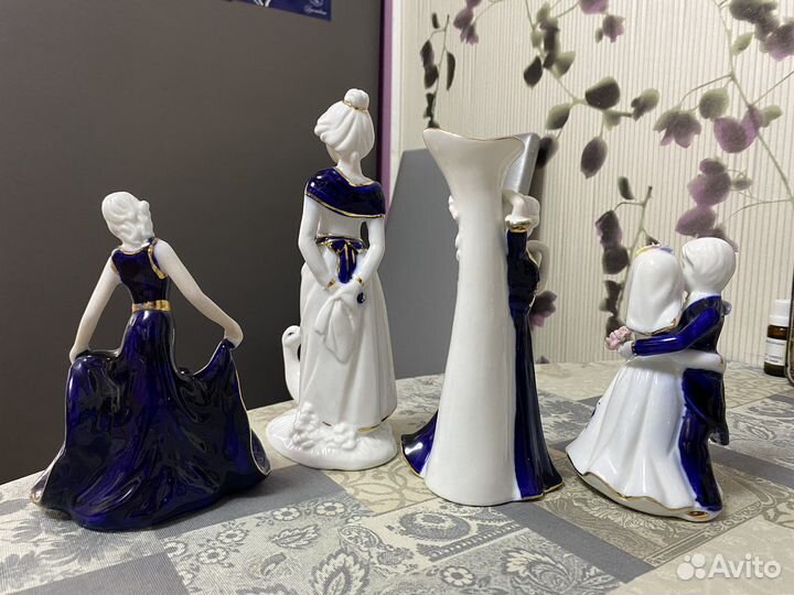 Статуэтка фарфоровая Салфетница Ваза Девушка