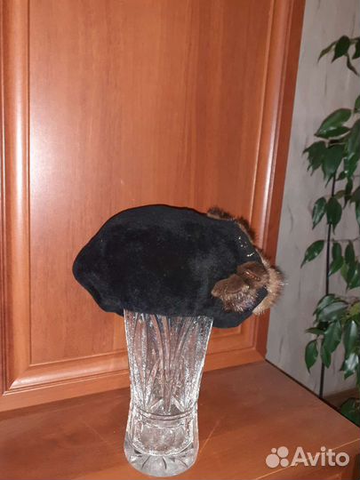 Берет женский