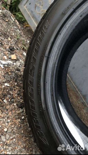 Bridgestone 613V 235/45 R17