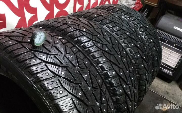 Tigar SUV Ice 215/65 R16 102T