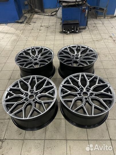 Диски Vossen r20 5.112 разно широкие
