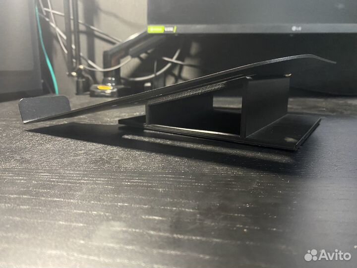 Подставка для ноутбука на стол/кронштейн