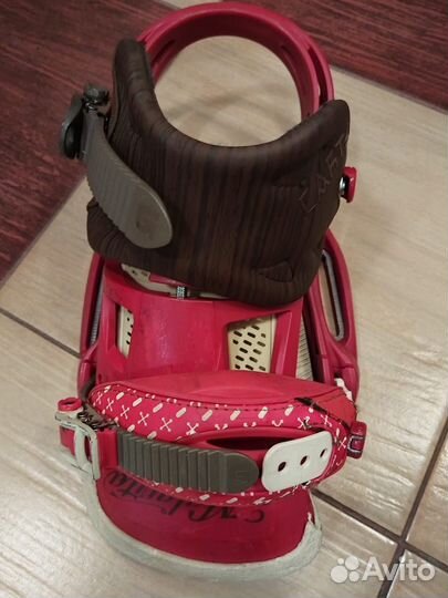 Крепления для сноуборда burton malavita M