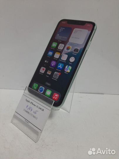 iPhone 11, 64 ГБ