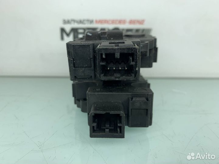 Привод заслонки печки Mercedes w204