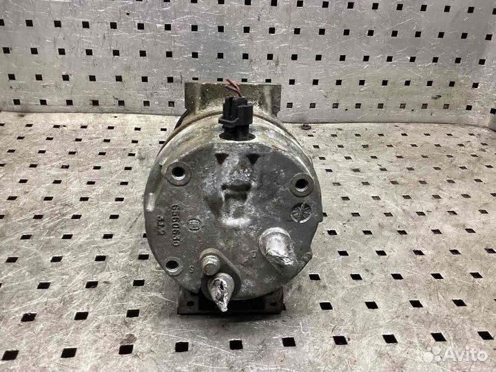 Компрессор системы кондиционирования Renault Vel S