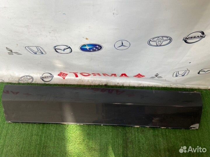 Молдинг на дверь левый Mercedes Sl-Class R129