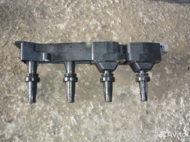 Катушка зажигания Peugeot 206 1