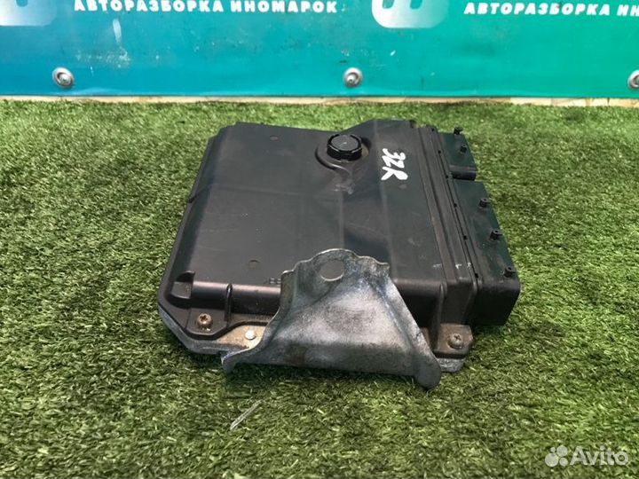 Блок управления двигателем Toyota Rav 4 XA40 2.0