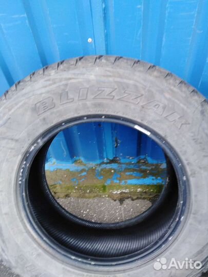 Bridgestone Blizzak DM-V1 265/65 R17 112R