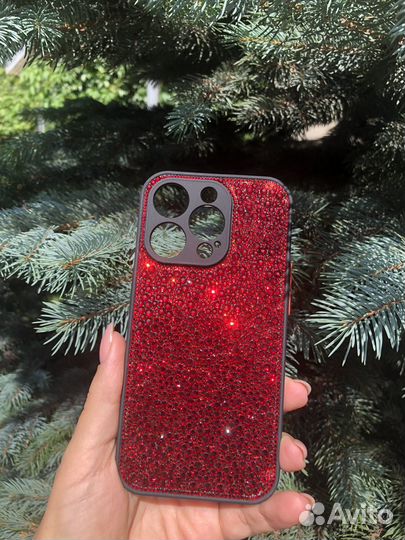Чехол на iPhone 14 pro со стразами