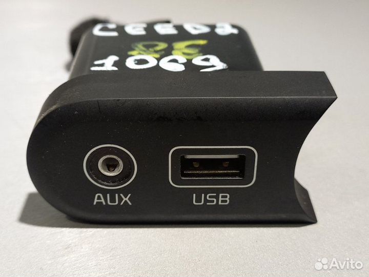 Блок USB Kia Ceed 2 универсал G4FG 2018
