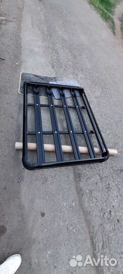 Багажник на крышу алюминевый чёрного цвета