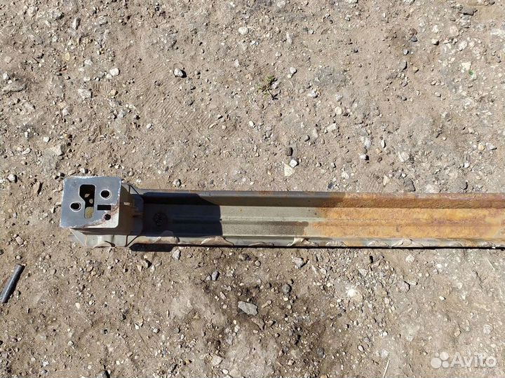 Задний усилитель бампера honda cr-v 4