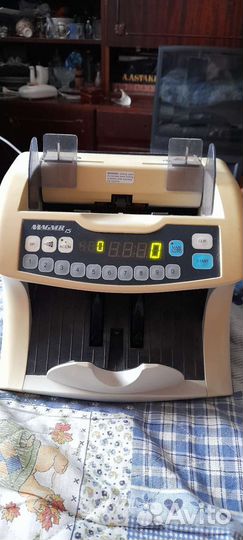 Счётчик банкнот Magner 15