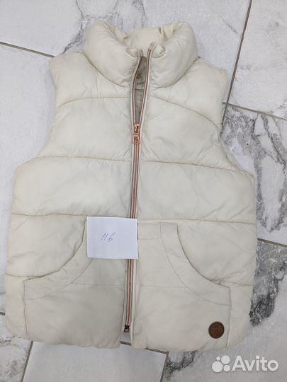 Куртки/жилеты для девочки