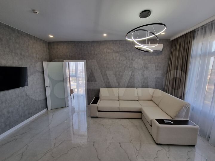 2-к. квартира, 75 м², 19/21 эт.