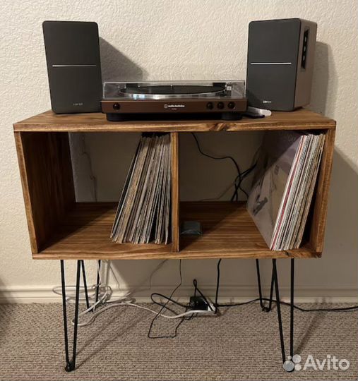 Тумба из дерева для аудио и винила