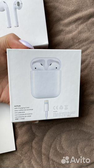 Earpods коробка с документами