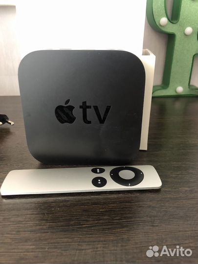 Тв приставка Apple tv