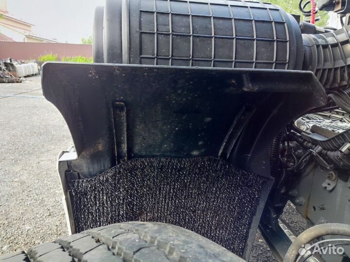 Крыло переднее правое задняя часть 2018г