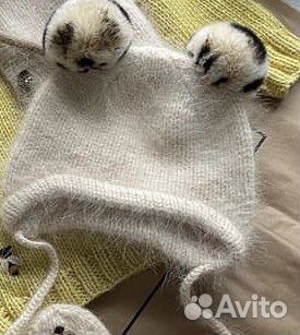 Детская вязаная шапка с ушками