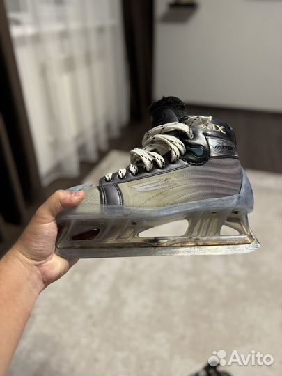 Взрослые вратарские коньки Bauer Vapor XIX SR