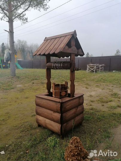 Колодец деревянный