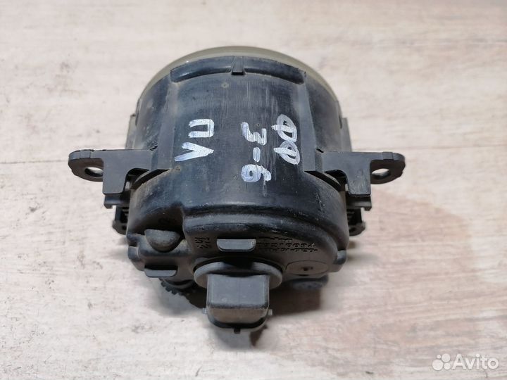 Противотуманка птф переднего бампера Ford Focus 3