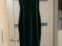 Платье вечернее темно зеленое 44-46