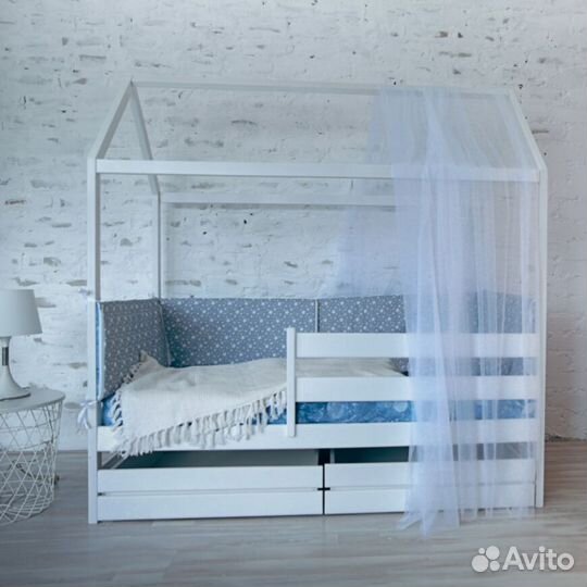 Детская кровать для малышей