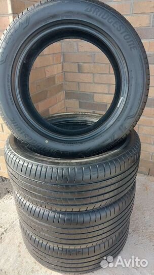 Bridgestone Alenza 001 225/55 R17 97