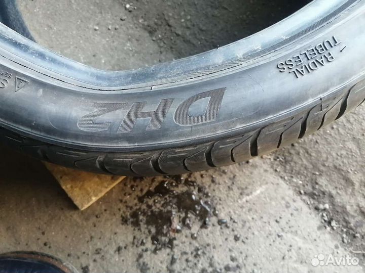 Delinte DH2 235/40 R18