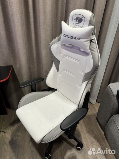 Компьютерное кресло cougar