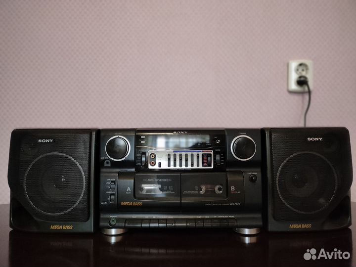 Музыкальный центр sony