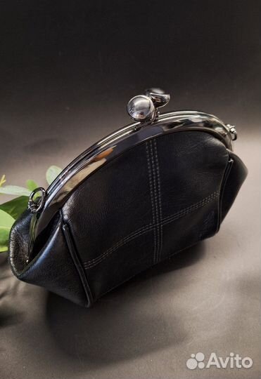 Сумка женская кроссбоди черная