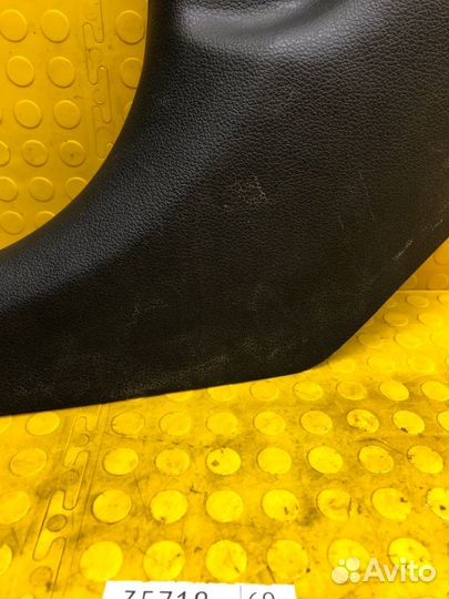 Накладка порога салона передняя левая Hyundai