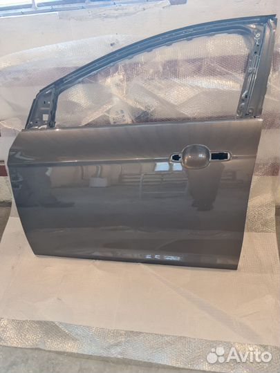 Дверь левая ford focus 3