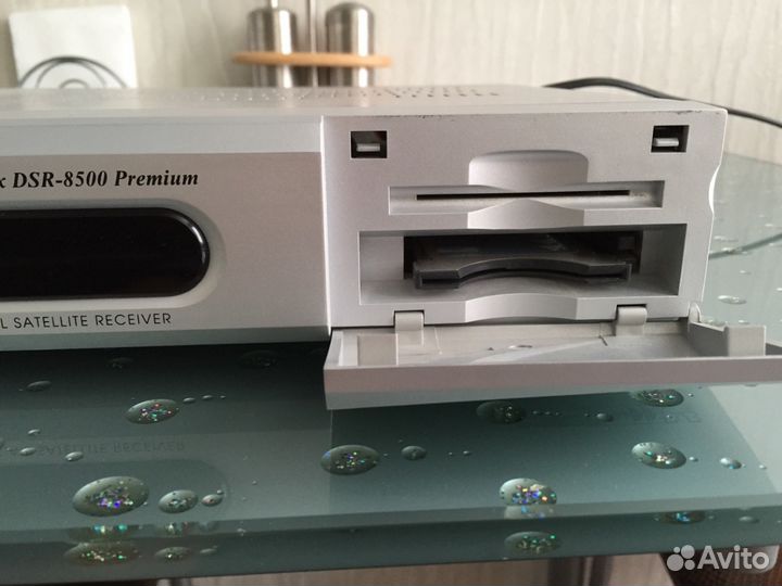 Спутниковый тюнер-ресивер