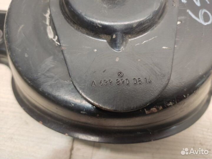 Крепление запаски Mercedes Vito W639