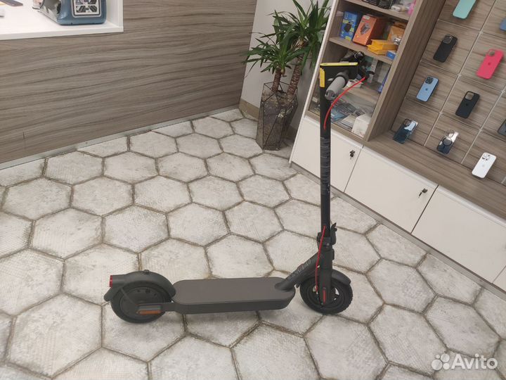 Xiaomi Mi Electric Scooter 4 Pro (2nd GEN)