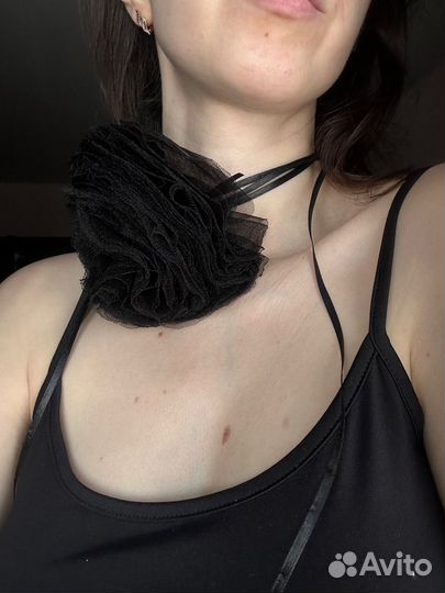 Чокер цветок на шею новый