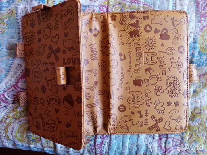 Чехол-книжка/подставка для планшета до 7 дюймов