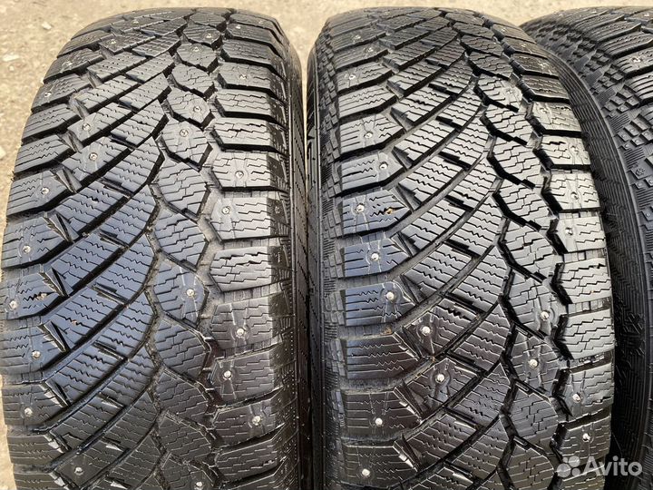 Gislaved Nord Frost 200 215/65 R16