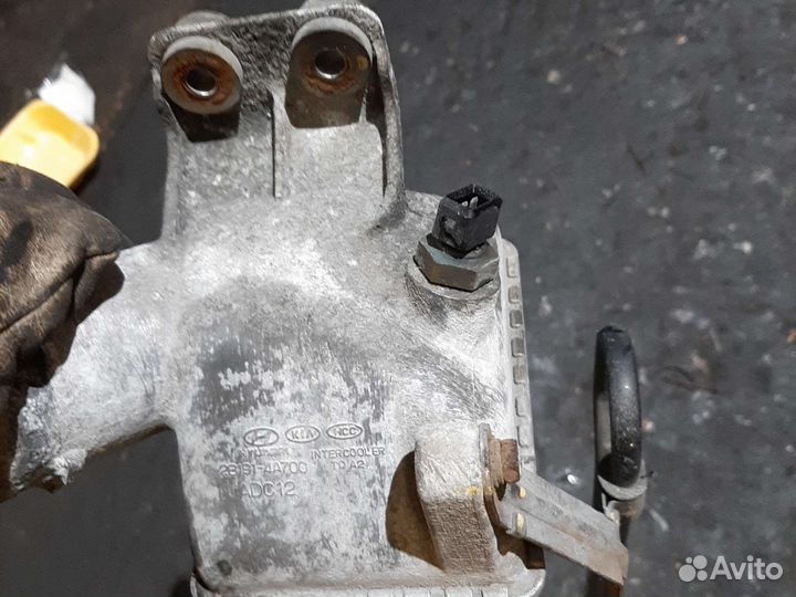 Радиатор интеркулера Хендай Гранд Старекс 2.5crdi