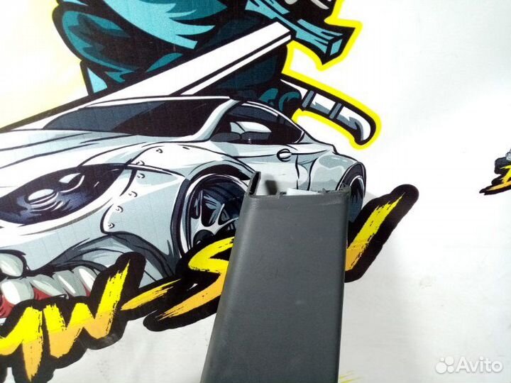 Накладка на стойку правая Audi A6 C5 APR 2000