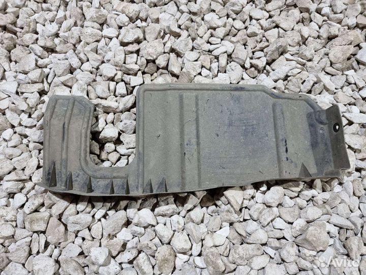 Пыльник двигателя Спортейдж 2