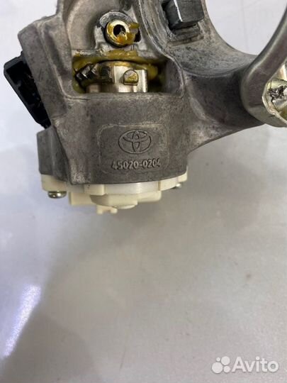 Замок зажигания Toyota Avensis T270 1ZR-FAE 2009